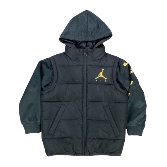 Jordan Other - SOLD! Jordan Boys Jumpman Hooded Puffer Jacket Size XS/4 Ages 3-4 Years